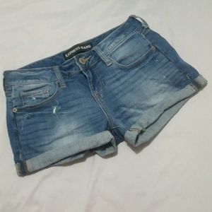 Women's Express Short Jeans